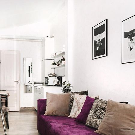 Alandala By The Center Apartment Cluj-Napoca Ngoại thất bức ảnh
