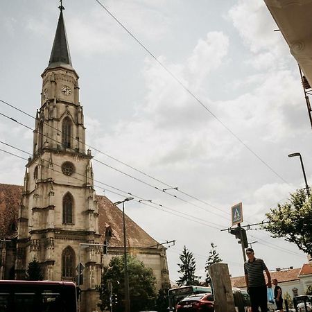 Alandala By The Center Apartment Cluj-Napoca Ngoại thất bức ảnh